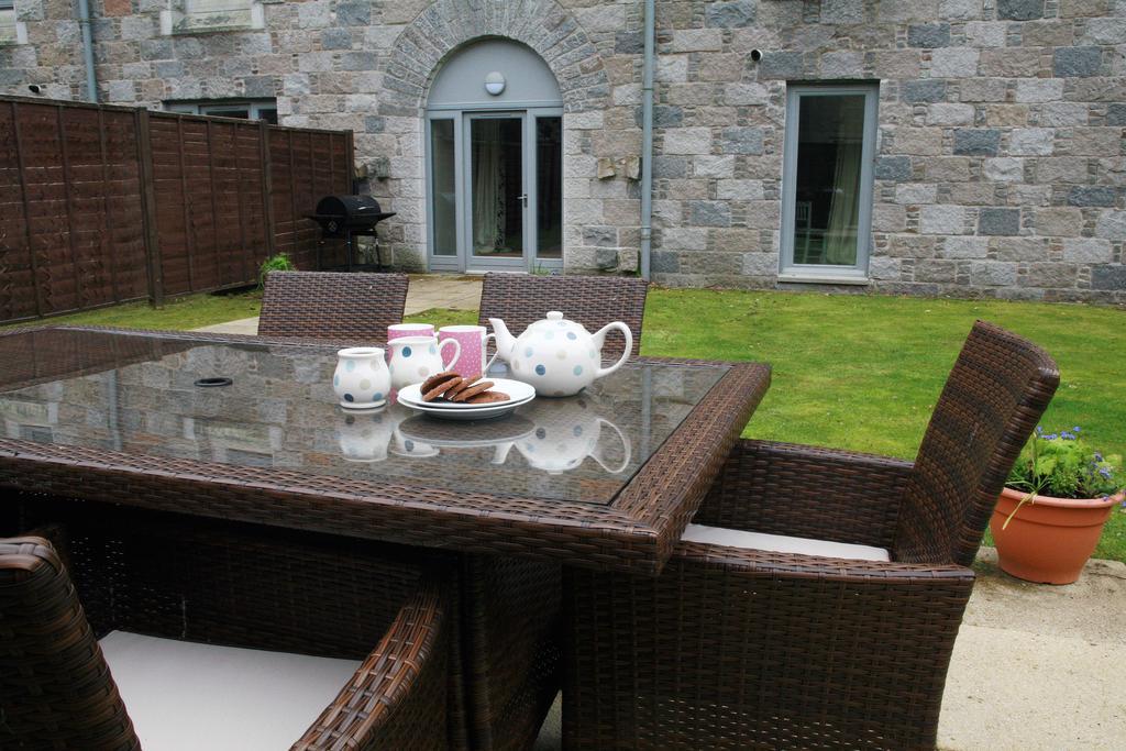 Abbey Garden At The Highland Club Apartment Fort Augustus Exterior photo