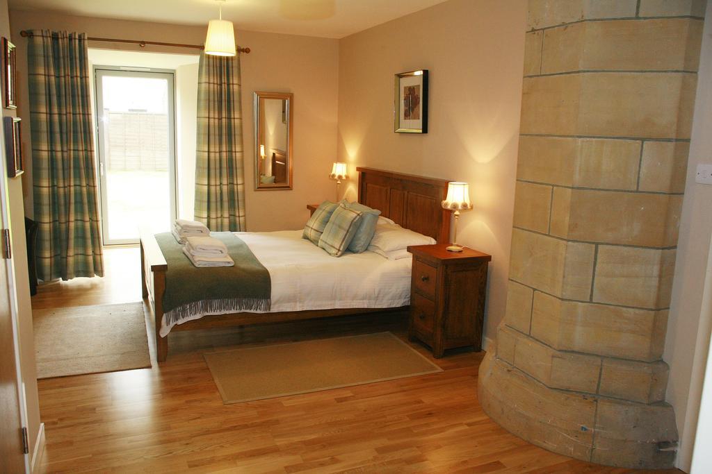 Abbey Garden At The Highland Club Apartment Fort Augustus Exterior photo
