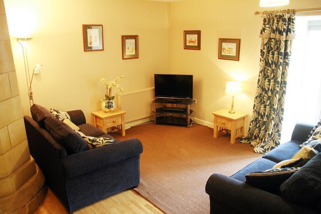 Abbey Garden At The Highland Club Apartment Fort Augustus Exterior photo