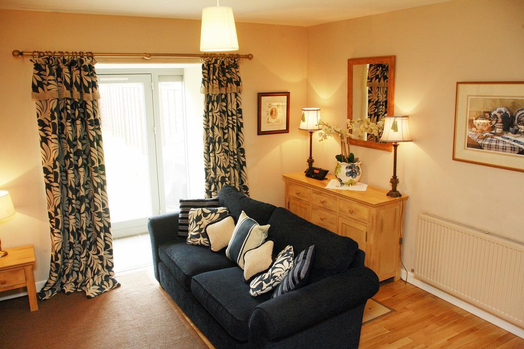 Abbey Garden At The Highland Club Apartment Fort Augustus Exterior photo